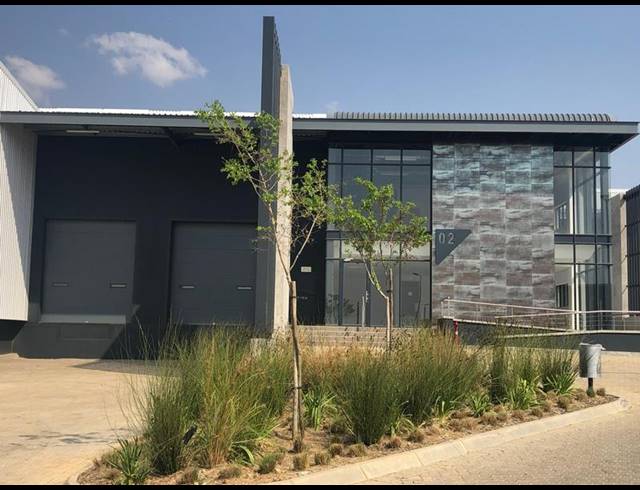 INDUSTRIAL PROPERTY TO RENT IN LOUWLARDIA